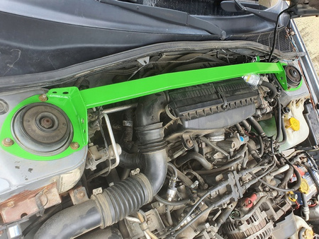 Front upper strut bar Subaru Legacy 3 Black