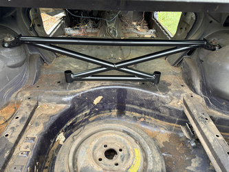 Xbrace strut bar BMW 3 E36 Coupe Red