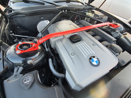 Front upper strut bar BMW Z4 E85 E86 Red
