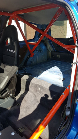 Bolt-in Roll Cage Renault Clio 2 Sport RS Red