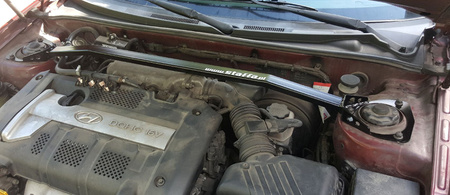 Rozpórka Hyundai Coupe 2 GK lift przednia górna Red