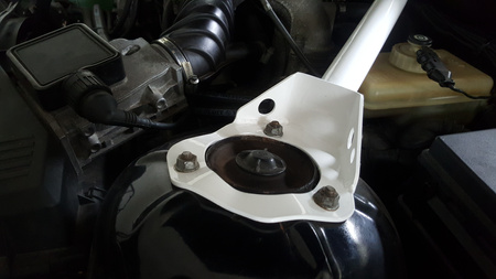 Front upper strut bar BMW 3 E36 IS Z3 4-cyl Black