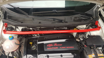 Front upper strut bar Alfa Romeo Giulietta Red