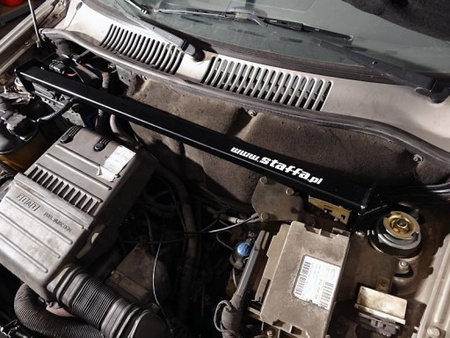 Front upper strut bar Fiat Cinquecento White