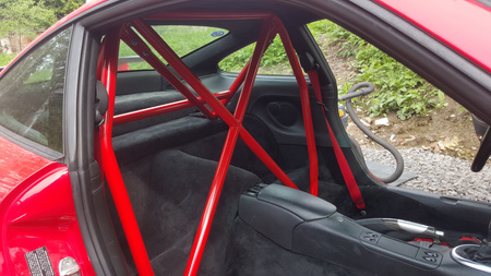 Bolt-in Half Roll Cage Porsche 996 997 Black