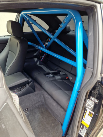 Bolt-in Half Roll Cage BMW 1 E82 Black