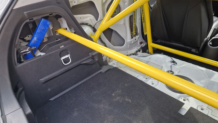 Rear upper strut bar Opel Corsa D E OPC White