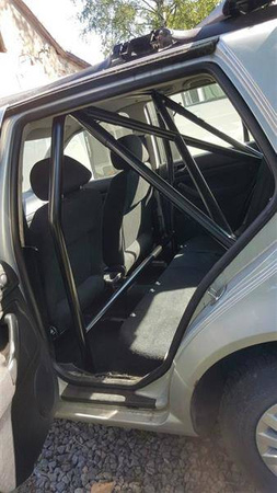 Bolt-in Half Roll Cage VW Golf 5 6 Black