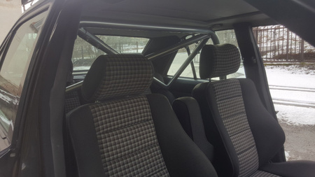 Bolt-in Half Roll Cage Mercedes W201 190 Black