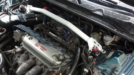 Front upper strut bar Honda Prelude IV 4 Red