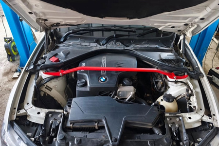 Rozpórka BMW 1 F20 F21 2 F22 F23 3 F30 F31 F34 F35 4 F32 F33 F36 przednia górna Aluminium